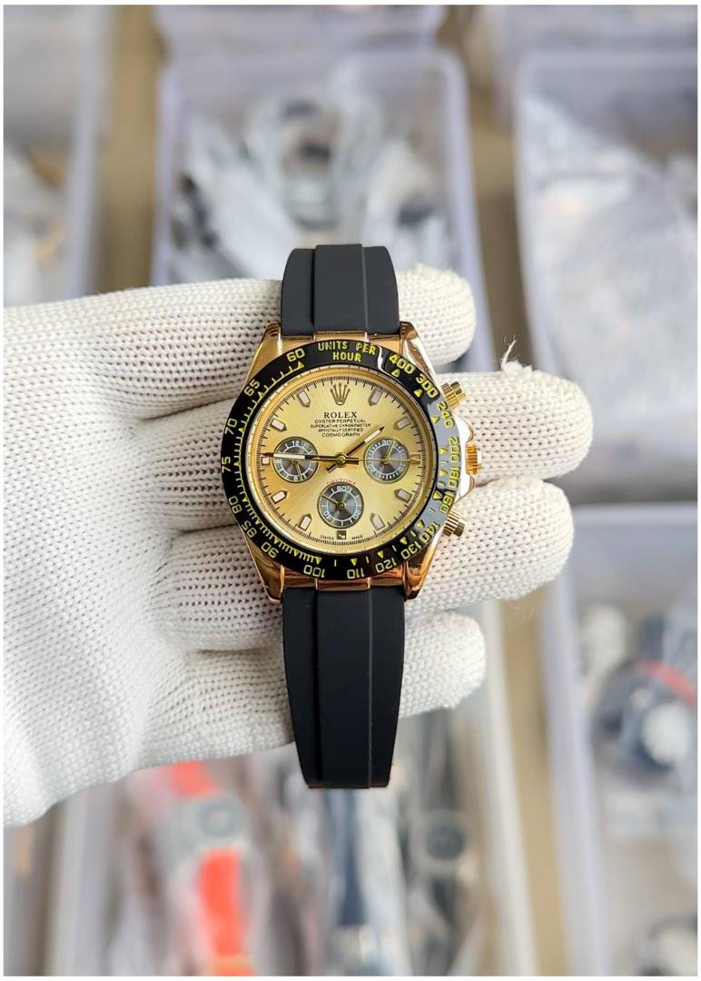 Rolex Oyster Perpetual Daytona Chronograph - Lumivelle