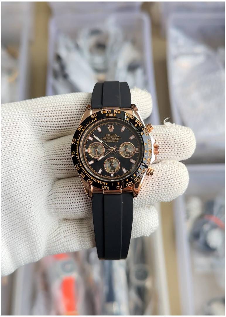 Rolex Oyster Perpetual Daytona Chronograph - Lumivelle